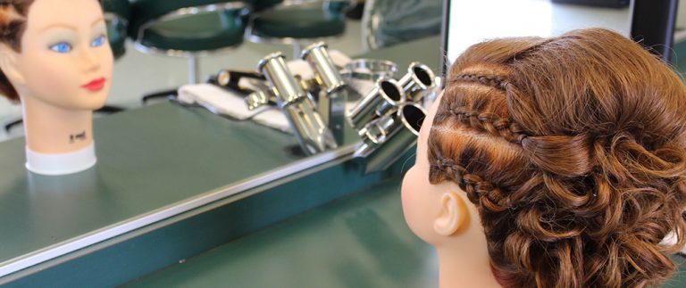 What Will You Learn in a Hairdressing Course?