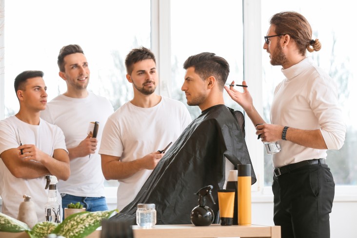signs of great barbering schools
