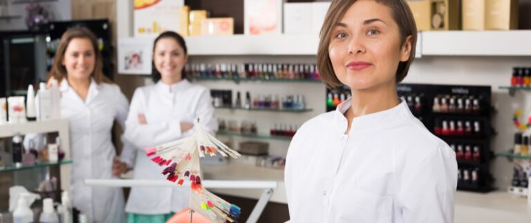 Discover How to Become a Successful Fingernail Technician